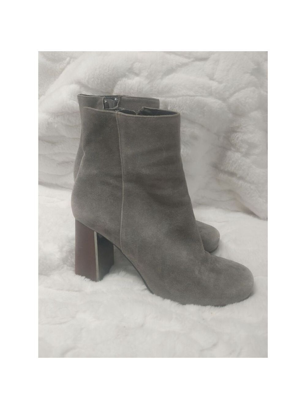 Women's Lola Cruz Gray Suede Ankle Boots Booties US 6.5 Brown Wood Block Heel